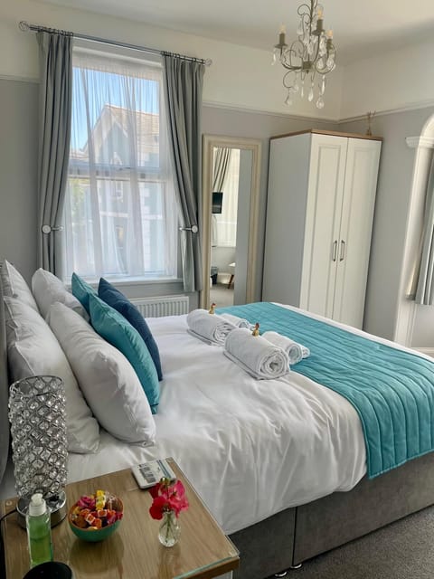 Luxury Double Room, 1 King Bed, Room 1 | Premium bedding, Select Comfort beds, blackout drapes