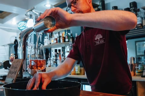 Breakfast, lunch, dinner served; British cuisine 