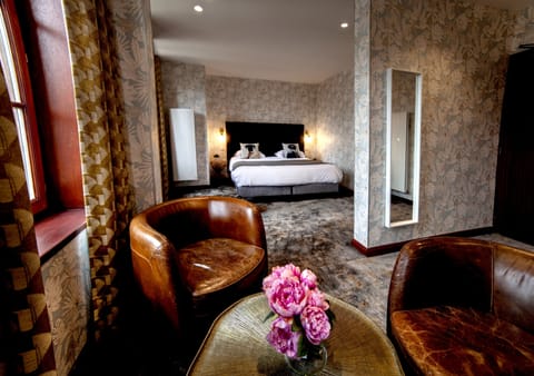 Superior Room, 1 Bedroom, Private Bathroom | In-room safe, desk, soundproofing, free WiFi