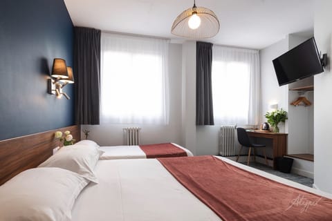 Desk, iron/ironing board, free WiFi, bed sheets