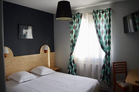 Double Room | Desk, soundproofing, free cribs/infant beds, free WiFi