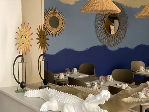 Daily buffet breakfast (EUR 13 per person)