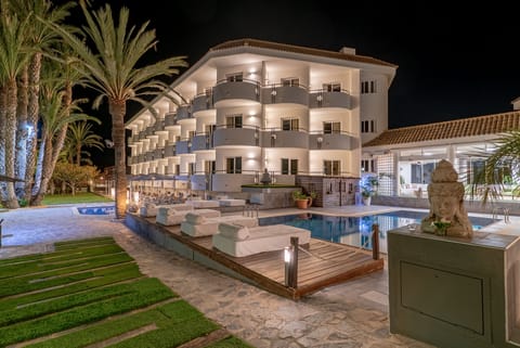 Front of property - evening/night