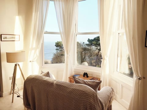 Luxury Apartment, 2 Bedrooms, Sea View | Hypo-allergenic bedding, in-room safe, individually decorated
