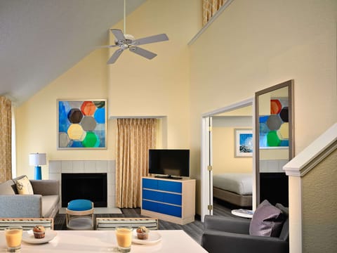 Loft, Multiple Beds, Fireplace (Two Bedroom-King and Two Doubles) | Premium bedding, pillowtop beds, desk, laptop workspace