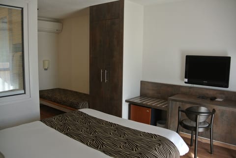Double Room | Select Comfort beds, in-room safe, desk, free WiFi