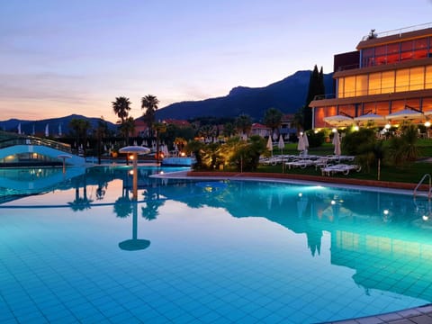 Seasonal outdoor pool, open 10:00 AM to 7:30 PM, sun loungers