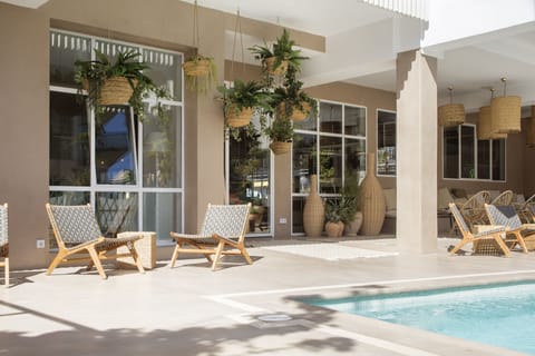 Outdoor pool, sun loungers