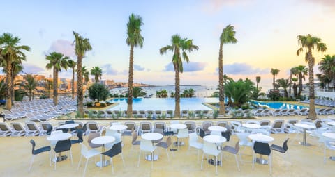 Indoor pool, 2 outdoor pools, pool umbrellas, sun loungers