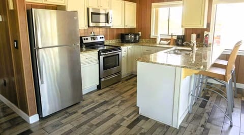 Beach House - 2nd Floor | Private kitchen | Fridge, microwave, coffee/tea maker