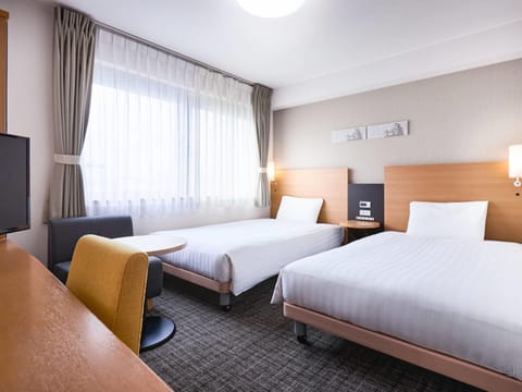 Standard Twin Room, Non Smoking | Premium bedding, desk, blackout drapes, WiFi (free)