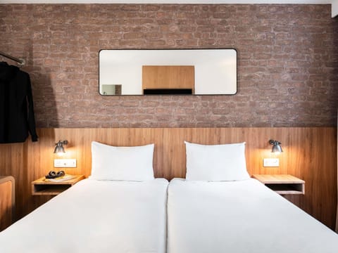 Standard Twin Room, 2 Twin Beds | Premium bedding, desk, soundproofing, iron/ironing board