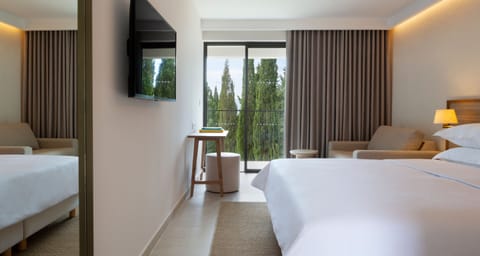 Superior Double Room (Sea Side) | In-room safe, desk, cribs/infant beds, free WiFi