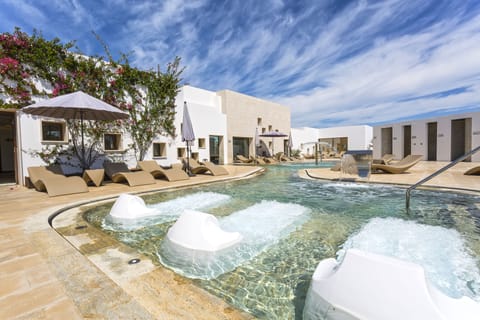 Sauna, hot tub, steam room, Turkish bath, body treatments, body scrubs
