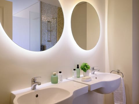 Free toiletries, hair dryer, bathrobes, slippers