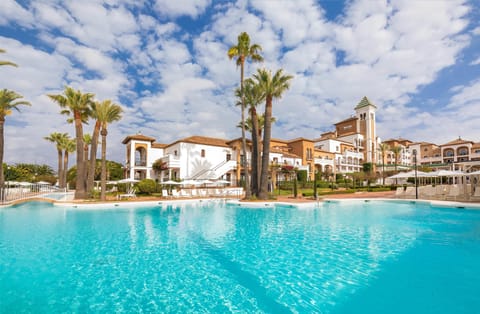 Seasonal outdoor pool, pool umbrellas, sun loungers