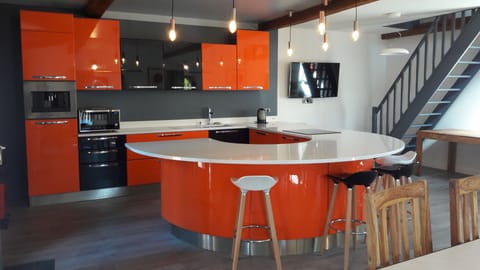 Loft, 3 Bedrooms | Private kitchen