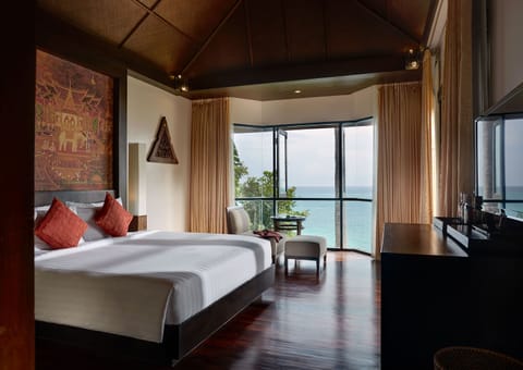 Sunset Pool Villa | Minibar, in-room safe, desk, blackout drapes