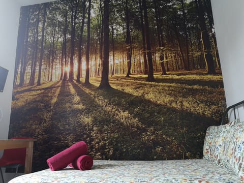 Comfort Double Room | Blackout drapes, bed sheets