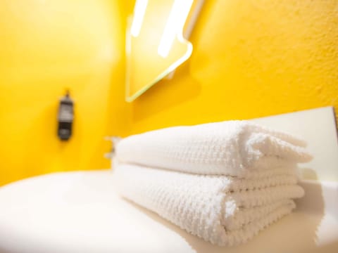 Double Room | Desk, blackout drapes, soundproofing, iron/ironing board