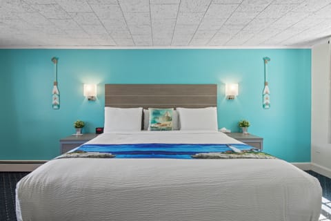 Desk, free WiFi, bed sheets, alarm clocks