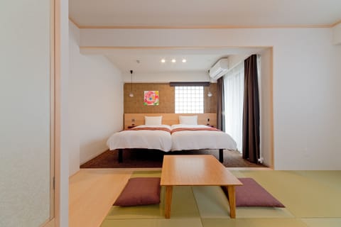 Deluxe Twin Room with Tatami Area | In-room safe, blackout drapes, soundproofing, free WiFi