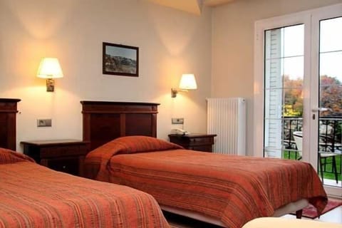 Standard Double or Twin Room | Premium bedding, minibar, in-room safe, soundproofing