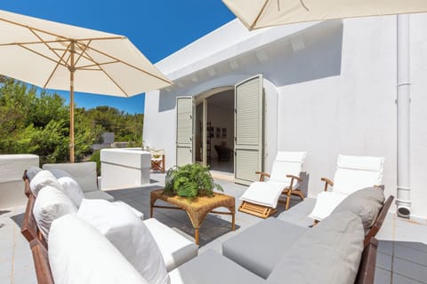 Villa, 5 Bedrooms | Terrace/patio