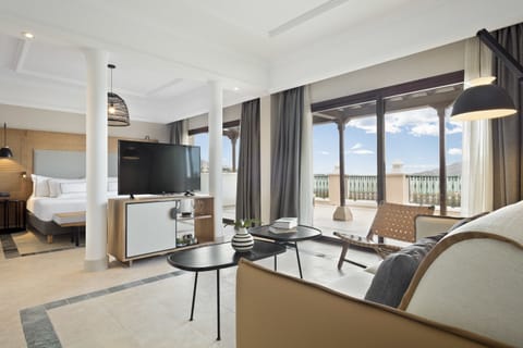 Premium bedding, down comforters, minibar, blackout drapes