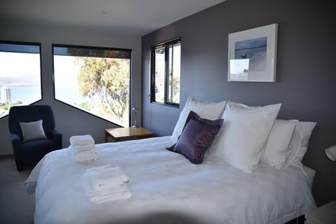 Studio Apartment  | 1 bedroom, desk, iron/ironing board, free WiFi