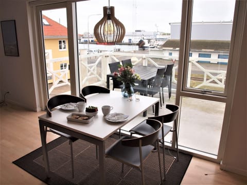 Apartment - 1 bedroom - private terrace (4 people) | In-room dining