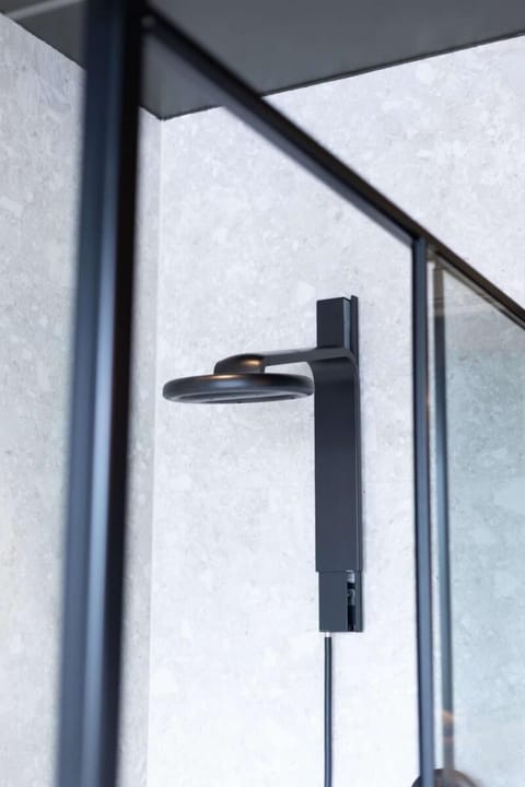 Double Room, Garden View (Mr Alan) | Bathroom shower