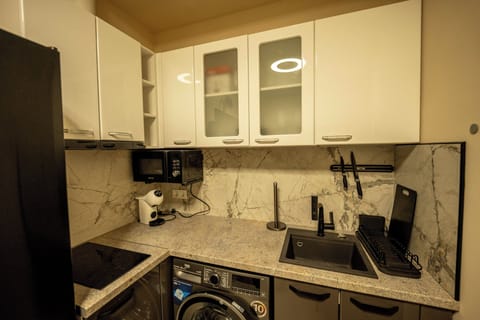 Signature Room | Private kitchen | Electric kettle