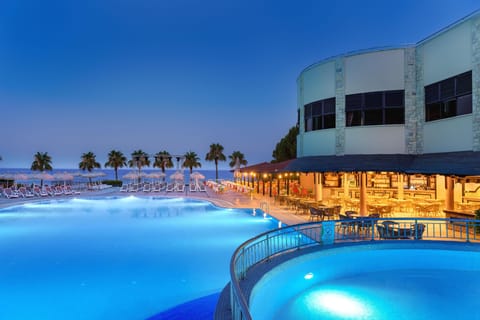 2 outdoor pools, pool umbrellas, sun loungers