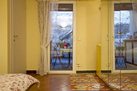 Double Room | Living area | Flat-screen TV