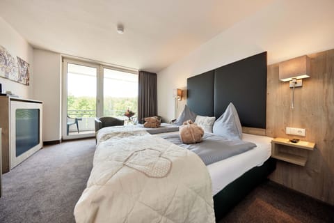 Premium Double Room | Hypo-allergenic bedding, in-room safe, desk, blackout drapes