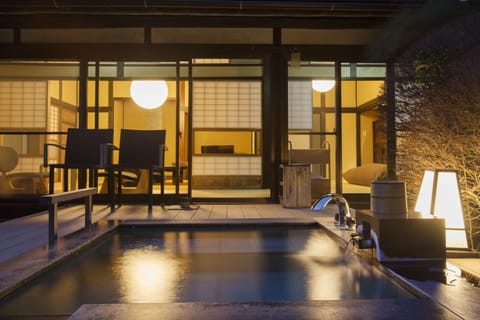 Japanese Style Room with Open Air Bath, Courtyard View | In-room safe, desk, free WiFi, bed sheets