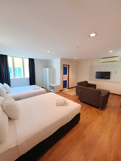 Superior Room (With Sofa) | Desk, blackout drapes, iron/ironing board, free WiFi