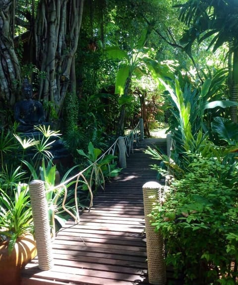 Friendship Suite | Garden view