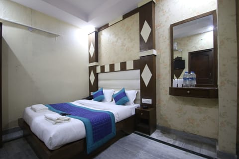 Deluxe Double Room, 1 Double Bed | Desk, free WiFi