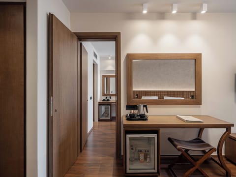 Superior Room, 2 Bedrooms, Connecting Rooms | 1 bedroom, premium bedding, down comforters, minibar