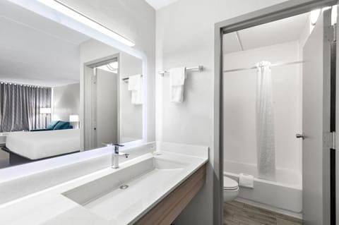 Free toiletries, hair dryer, towels