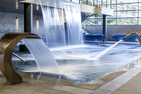 Sauna, Turkish bath, body treatments, facials, massage/treatment rooms