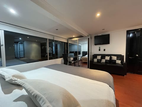 Standard Double Room | Desk, free WiFi, bed sheets
