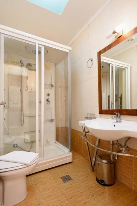 Free toiletries, hair dryer, towels, soap