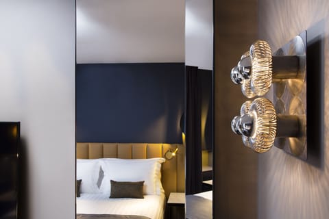 Minibar, in-room safe, desk, soundproofing