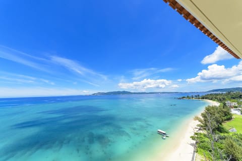Beach/ocean view
