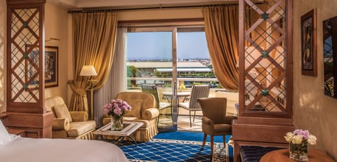 Room, 1 King Bed, (Imperial, Spa and Club Lounge Access | Premium bedding, down comforters, minibar, in-room safe