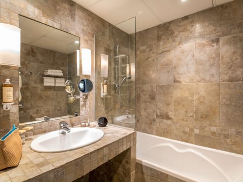 Privilege, Room, 1 Double Bed with Sofa bed, Balcony, Garden View | Premium bedding, in-room safe, individually decorated