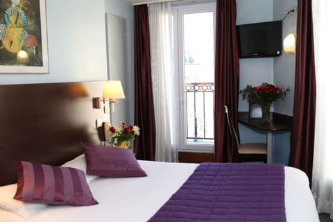 In-room safe, desk, blackout drapes, free WiFi